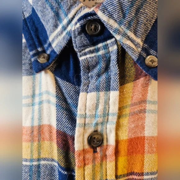 Mens Flannel Button Down Shirt - Picture 3 of 4